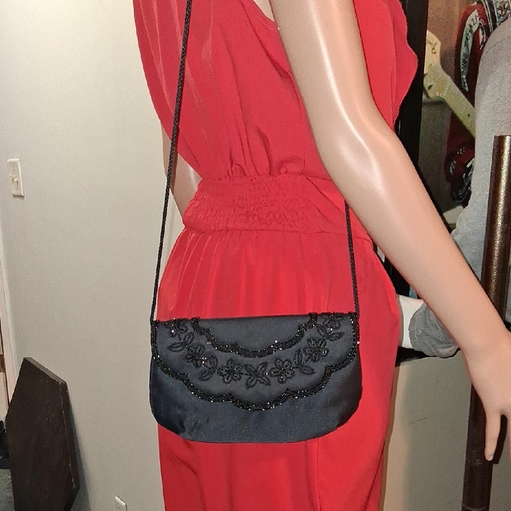Genie Beaded Floral Women's Crossbody Bag